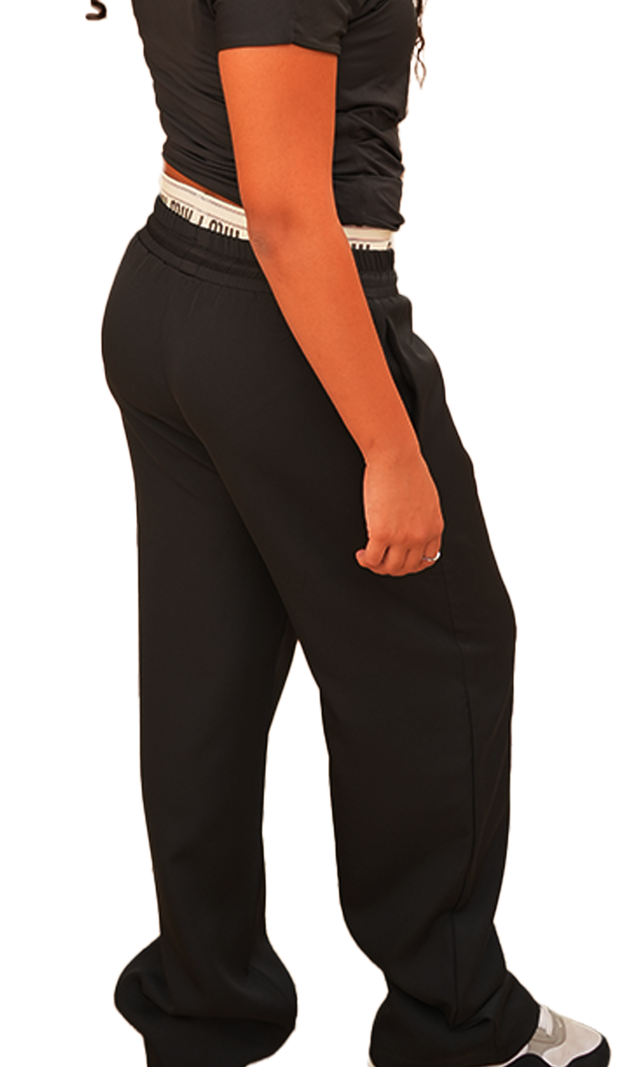 Miu Pants – Silky Smooth Comfort with a Sleek Fit