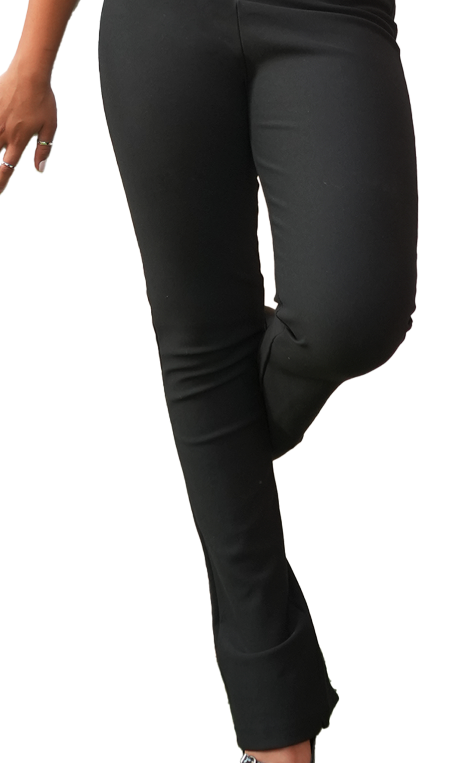 Sleek Fit Pants – Silky Soft Fabric with a Flattering Modern Shape