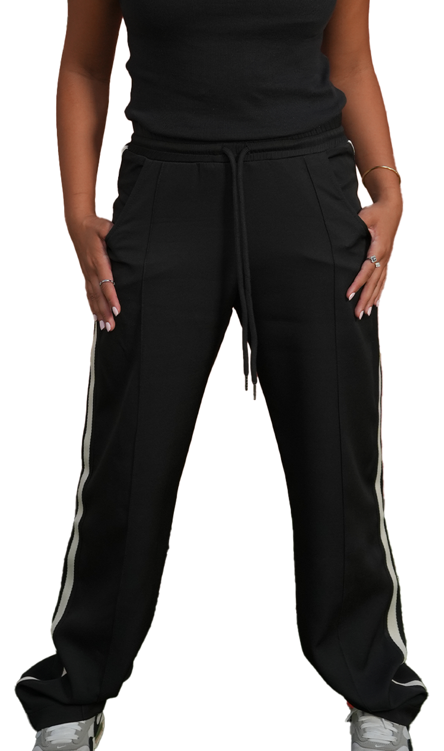 Line Pants – Silky Smooth Comfort with Effortless Shape